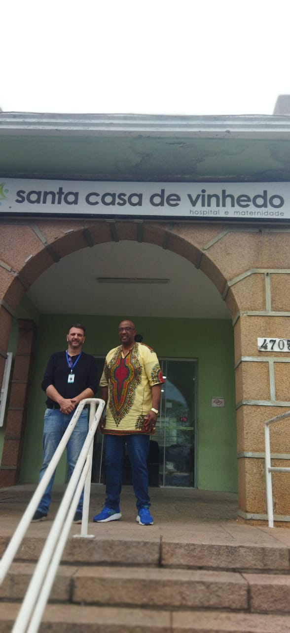  SANTA CASA DE VINHEDO RECEBE VISITA DO VEREADOR MAZINHO