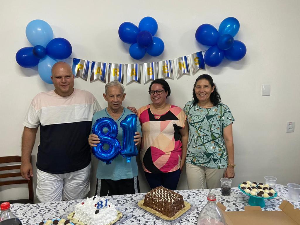  PACIENTE DA SANTA CASA RECEBE FESTA-SURPRESA DE ANIVERSÁRIO DURANTE INTERNAÇÃO