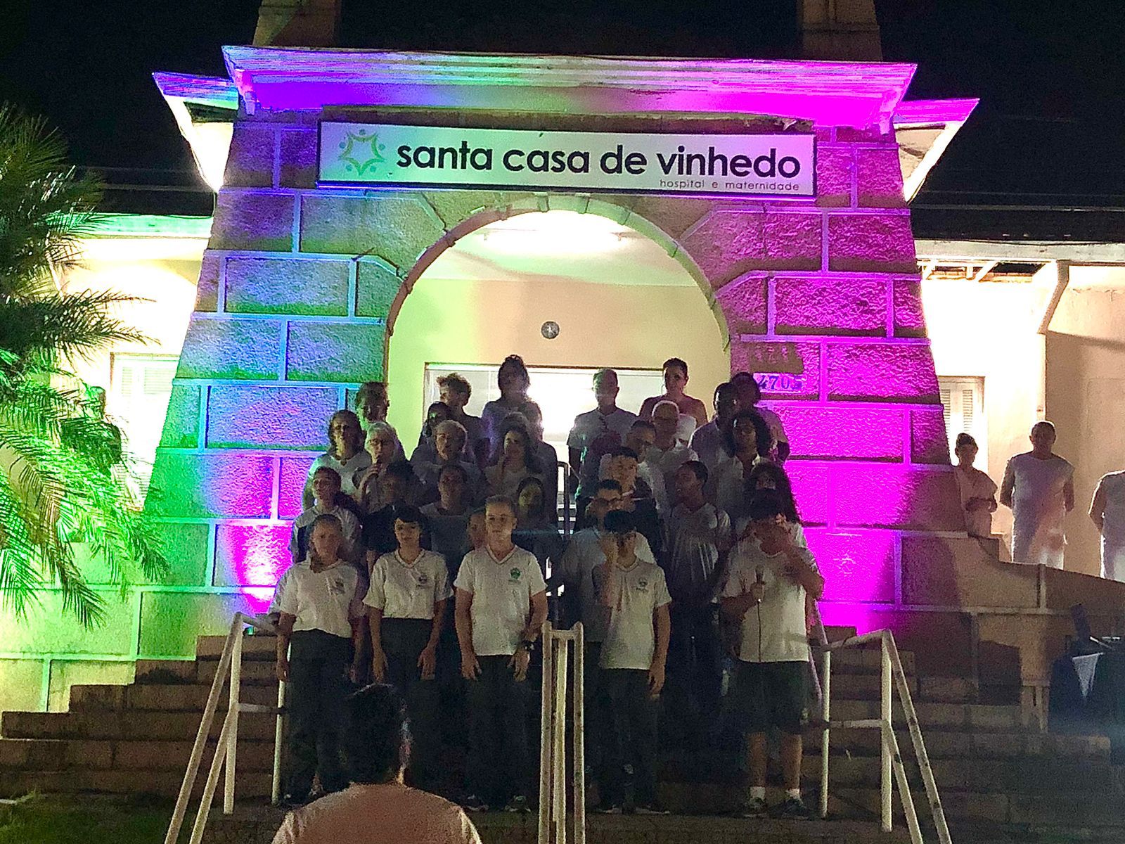  APRESENTAÇÕES MUSICAIS MARCAM O TOM DO NATAL DA SANTA CASA DE VINHEDO