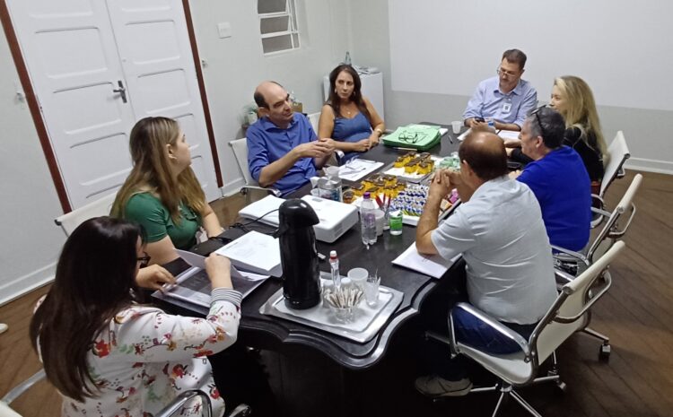  SANTA CASA DE VINHEDO PRESTA CONTAS AO CONSELHO MUNICIPAL DE SAÚDE