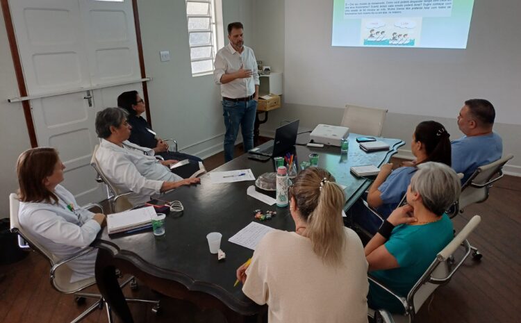  COORDENADORES E SUPERVISORES DE ENFERMAGEM DA SANTA CASA PARTICIPAM DE TREINAMENTO SOBRE ‘LIDERANÇA’