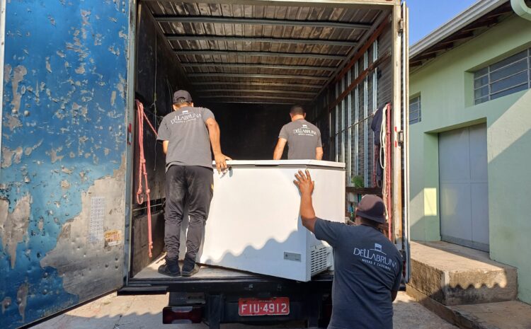  SANTA CASA INICIA MUDANÇA DE EQUIPAMENTOS E MANTIMENTOS PARA COZINHA PROVISÓRIA