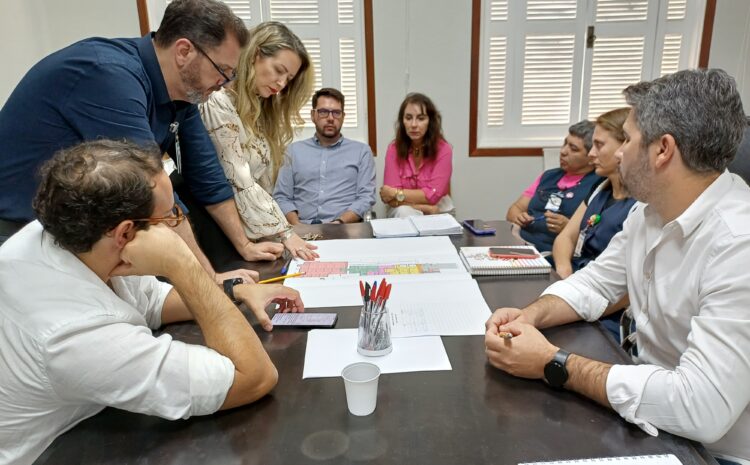  REUNIÃO DEFINE PROJETO DE AMPLIAÇÃO DO PRONTO SOCORRO DA SANTA CASA, QUE SERÁ O MAIS MODERNO DA REGIÃO