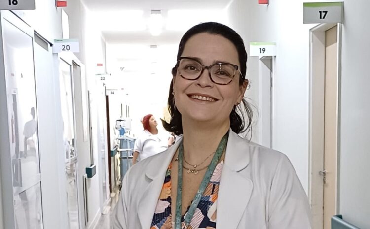  DRA. JULIANA, CIRURGIÃ VASCULAR DA SANTA CASA, ALERTA PARA RISCOS DA TROMBOSE E DÁ DICAS DE PREVENÇÃO