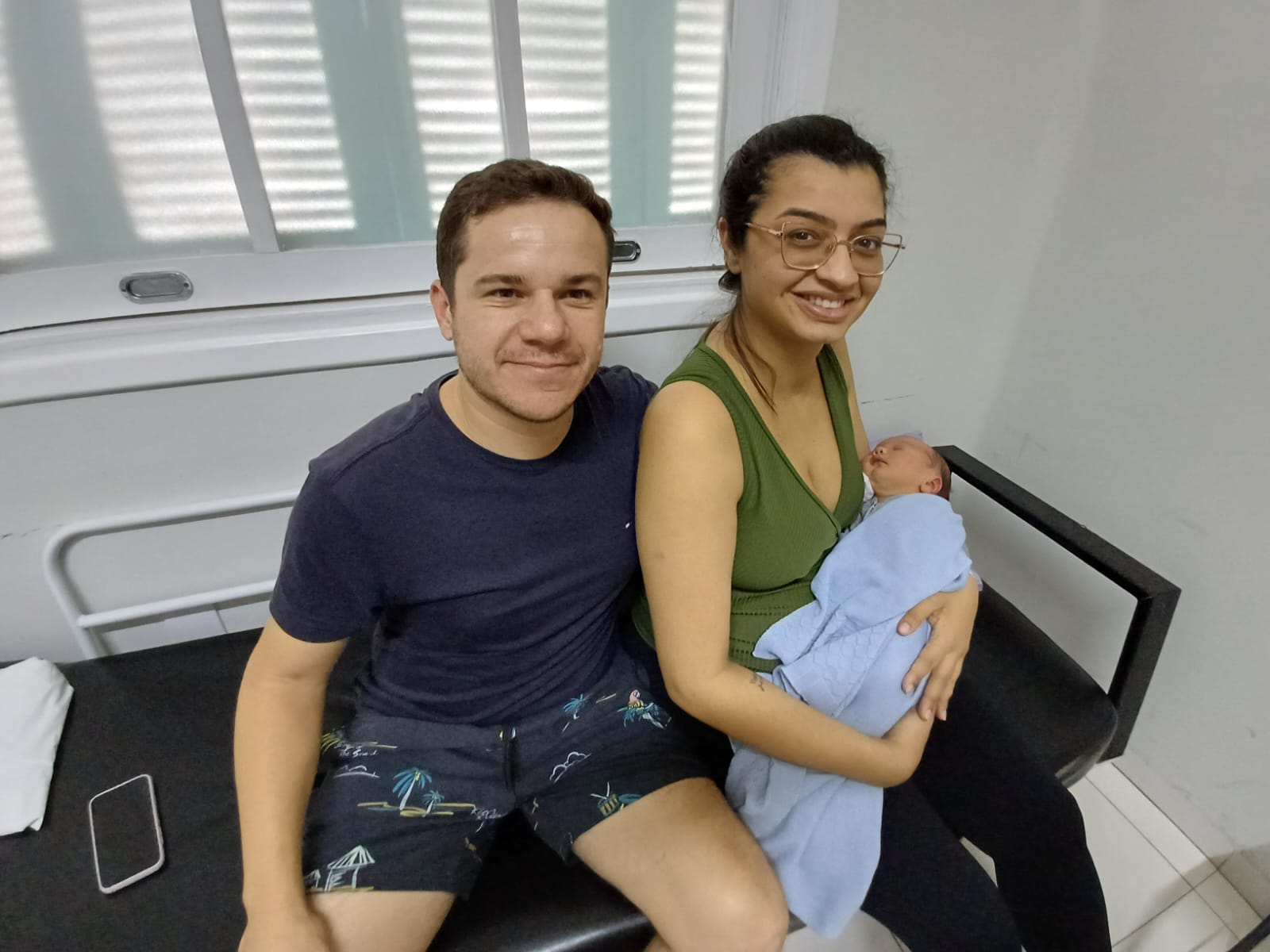  MÃE DO PEQUENO THÉO ACONSELHA: ‘MULHERES, TENHAM PARTO NORMAL. E NA SANTA CASA’