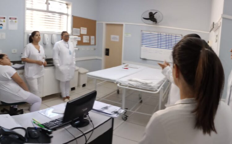  COLABORADORES DA SANTA CASA RECEBEM TREINAMENTO DE DESCARTE CORRETO DO LIXO HOSPITALAR