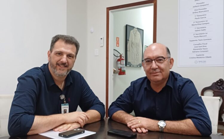  JAIME CRUZ, EX-PREFEITO DE VINHEDO, VISITA O PROVEDOR DA SANTA CASA JULLIANO GASPARINI