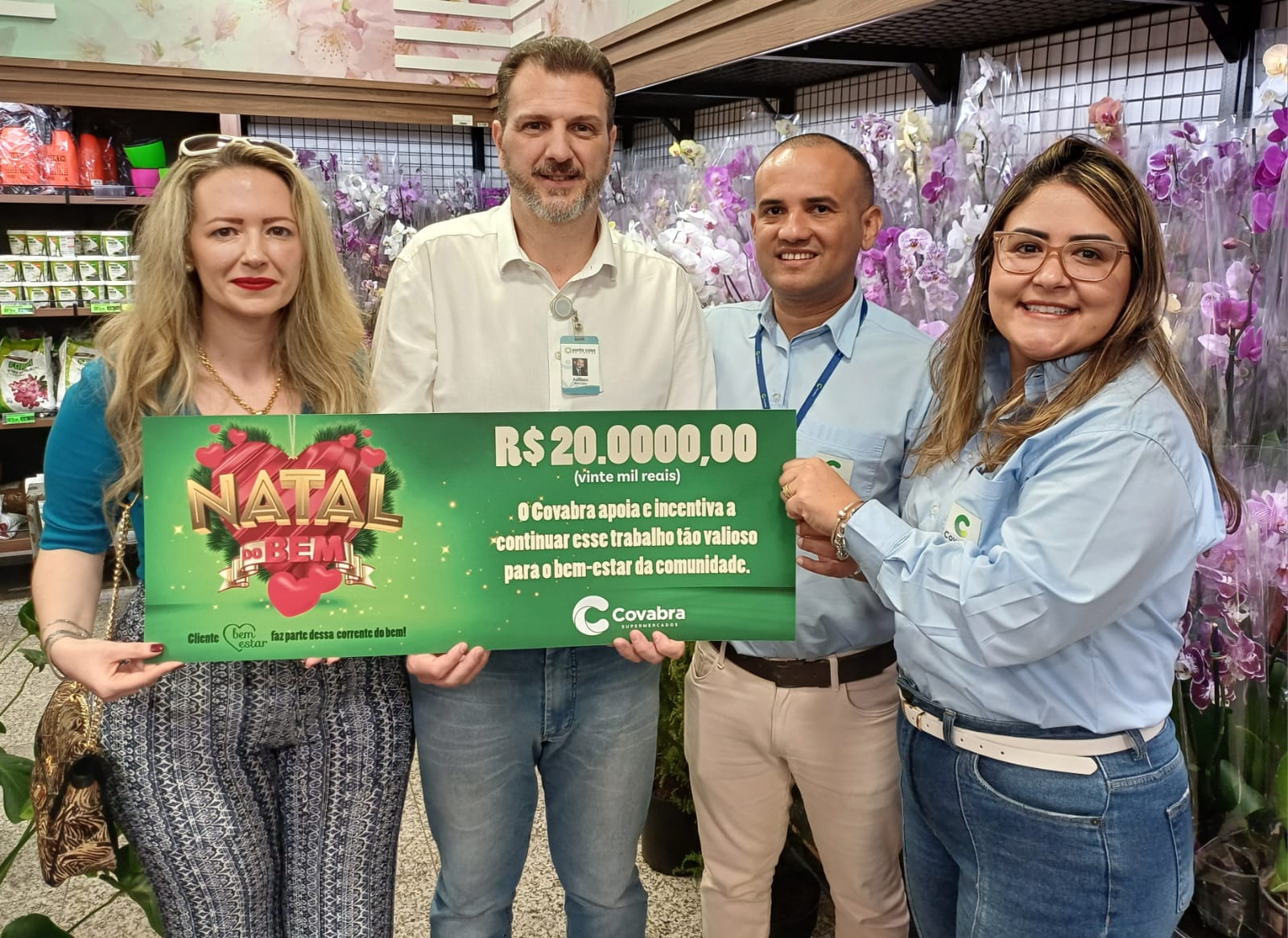  SANTA CASA DE VINHEDO RECEBE CHEQUE SIMBÓLICO DA CAMPANHA ‘NATAL DO BEM’ DO COVABRA