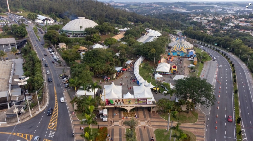  SANTA CASA RECEBERÁ METADE DA RECEITA COM PROPAGANDA EM TOTENS DA FESTA DA UVA DE VINHEDO