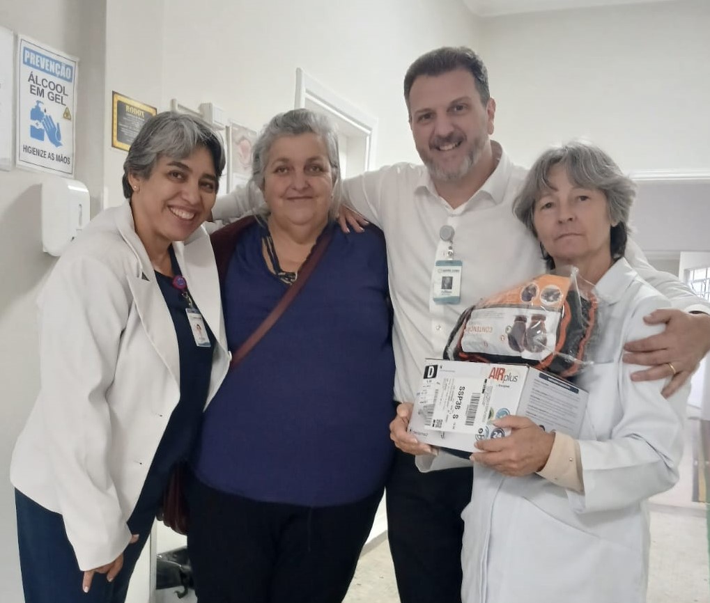  FILHA DE PACIENTE ELOGIA ATENDIMENTO E DOA COLCHÃO ANTI-ESCARAS À SANTA CASA DE VINHEDO